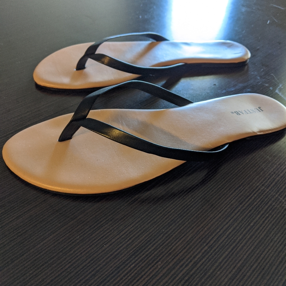 Flip Flops - Picture 5 of 10